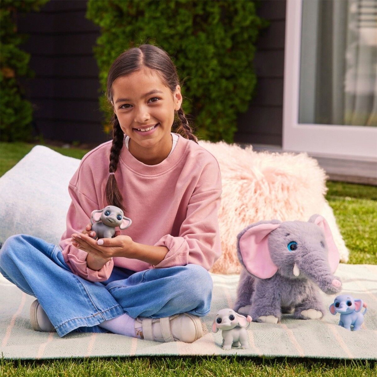 Інтерактивний ігровий набір PETS ALIVE серії "Mama & Baby Surprise" S1 – МАМА СЛОНИХА З СЮРПРИЗОМ