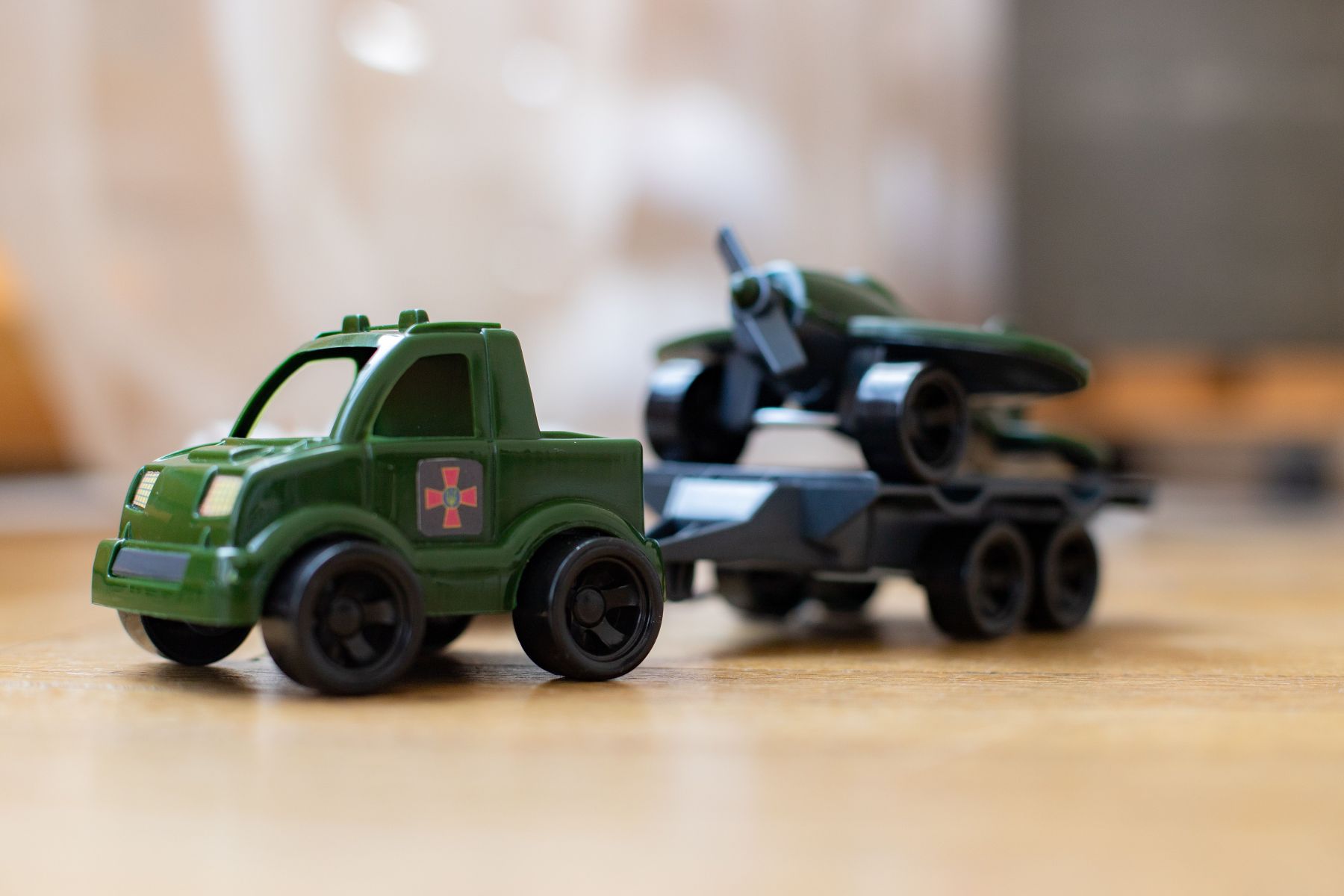 Набір авто "Kid cars" військовий 3 шт. на планшетці