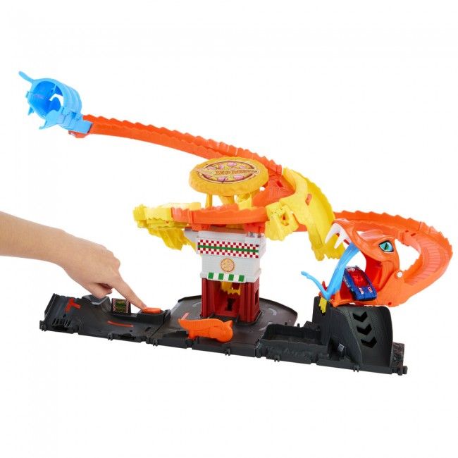 Ігровий набір Hot Wheels City Атака кобри (HTN81)